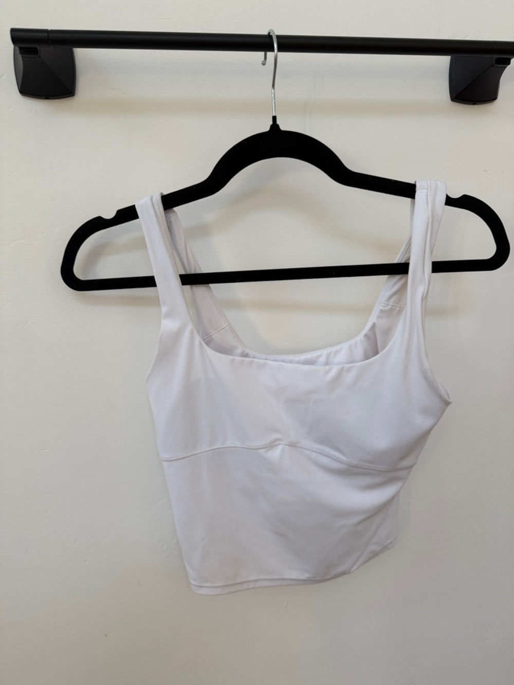 Vuori AllTheForm™ Support Tank - white